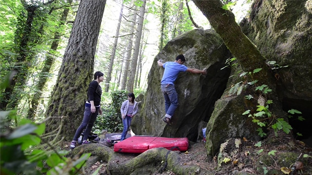 Yusuke climbing at Carver